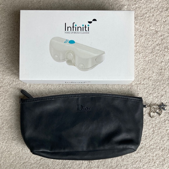 Dior Beaute makeup bag and Infiniti NIB make-up brush cleaner - Picture 1 of 16